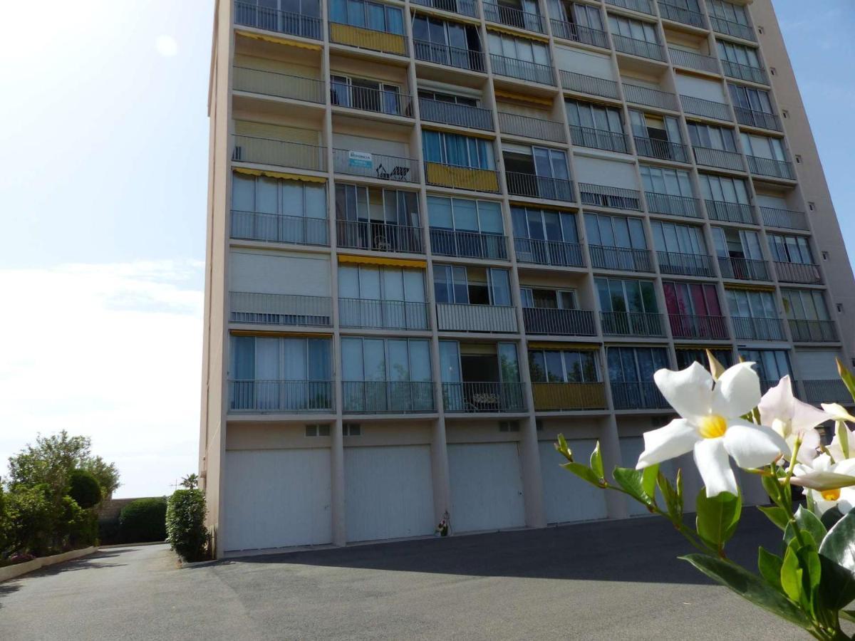 Studio Cosy Avec Tv Et Cuisine Equipee, Bord De Mer Le Lavandou - Fr-1-308-34 Kültér fotó